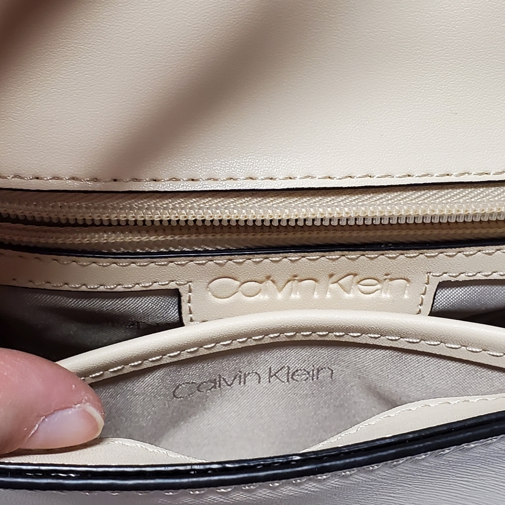 Calvin Klein Raelynn Small Saffiano Crossbody - Picture 5 of 6